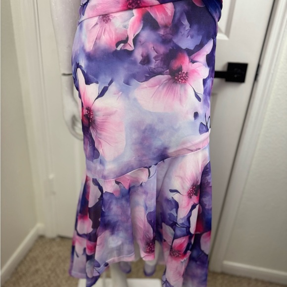 Jardin Vue Floral Strapless Maxi Dress Size Small.   B21 - Picture 6 of 14